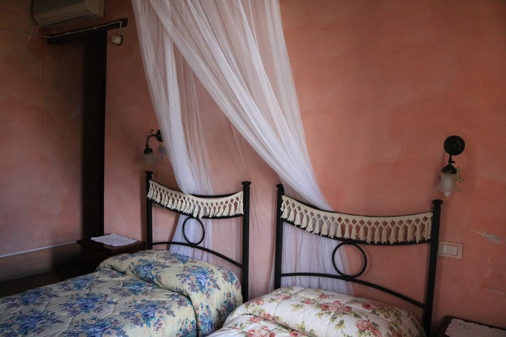 San Buonaventura Bed & Breakfast บาโญวีโญนี ห้อง รูปภาพ